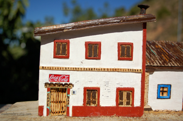 casas con pallets, madera reciclada, artesania, hand made, recycled wood copia5